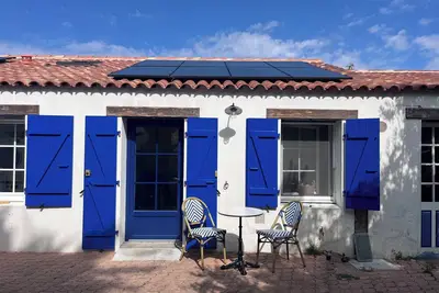 Image de Villa Ma-Oé entièrement rénovée en centre ville proche des plages
