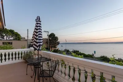 Image de Seattle Ocean View Luxury Beach Penthouse! Free breakfast, parking, Ac\/WiFi