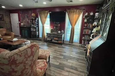 Image de HarryPotter house · Near Lsu/Health district 3br/2ba House, quiet area