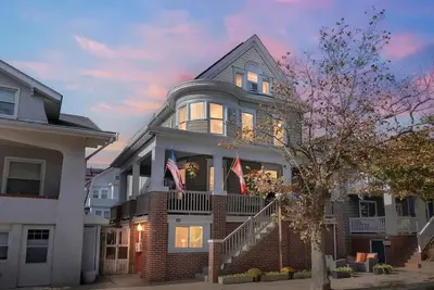 Image de Victorian Beach House Paradise