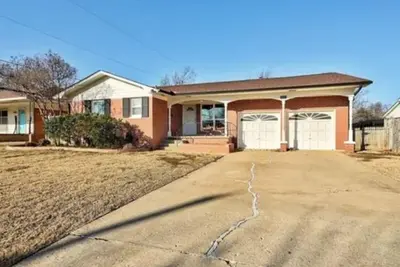 Image de Charming 3-bedroom house with Ac and WiFi in excellent Oklahoma City