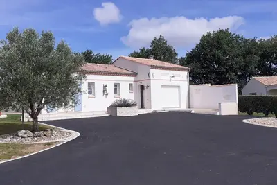 Image de Maison de vacances à Saint-Sulpice-de-Royan – Séjour Idéal en Charente-Maritime