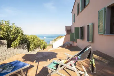 Image de Bel appartement pour 4 personnes avec Wifi, climatisation, Tv, terrasse et parking