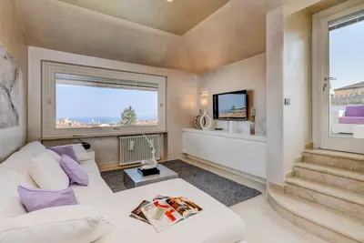 Image de Mgh Luxury - Lake View Penthouse Desenzano