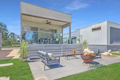 Image de 48 Highview Waters - 4br Riverfront Cabin