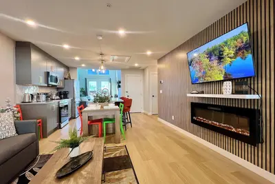 Image de Cozy 2br Retreat with Stunning Views of Rundle Mt