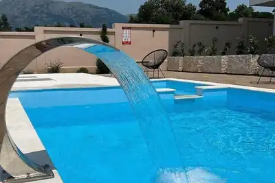Image de New! Apartment 3 with Pool in Bar, Montenegro