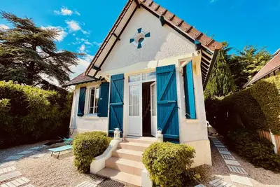 Image de Villa 4\/6 personnes à 300m plage et du centre ville. Calme et jardin clos.