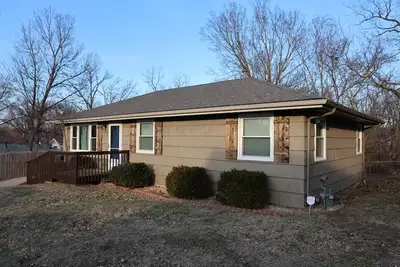 Image de Pet Friendly; Heartland Haven in Kansas City\/Independence Area: Newly Remodeled!