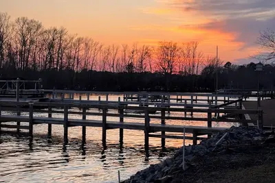 Image de Fore-Cast Retreat in Taw Caw! Charming 3-bedroom on Lake Marion, Summerton Sc
