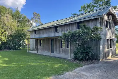 Image de Charming 4-bedroom cabin with WiFi and Ac in Lake Bruin, St. Joseph