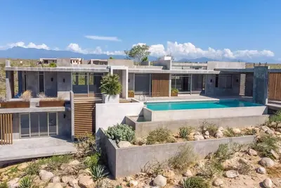 Image de Arroyo Escondido - Luxe Oceanview Contemporary Estate with Heated Infinity Pool