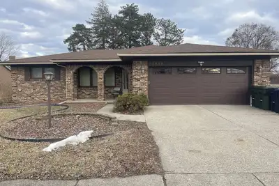 Image de Spacious 4 bedroom 7 beds house with Ac, WiFi in welcoming Sterling Heights