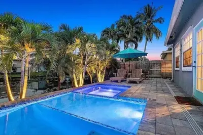 Image de Stunning Ft. Lauderdale Waterfront Home ❀ Saltwater Pool & Hot Tub ❀ Dogs Ok!