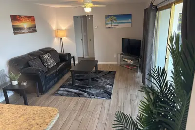 Image de Charming house in lovely North Fort Myers with WiFi, Ac and on the water
