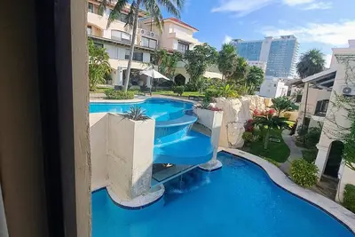 Image de Cancun with Vibra de Tulum