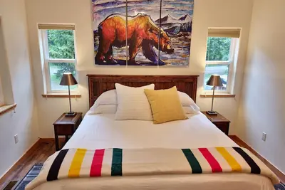 Image de Cozy West Glacier Cabin*1. 5 Mile Gnp* 5-Star Host