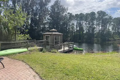 Image de Lakeside Retreat