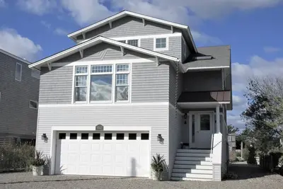 Image de Superb single family on a lagoon in Harvey Cedars