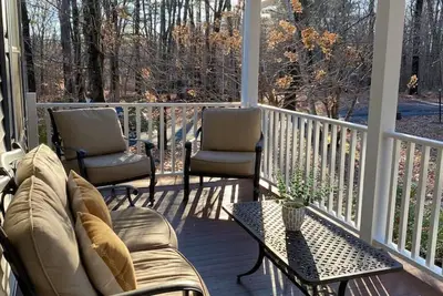 Image de Private Saugerties Retreat•Pool•Hot Tub•Fire Pit