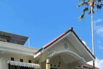 Image de Beautiful 4-bedroom villa in Jawa Timur with stunning views, comfy n homey villa