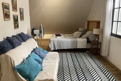 Image de À 15 minutes des plages, St Leu ou Étang Salé. Appartement vue mer avec piscine.