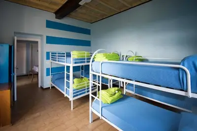 Charming 2-bedroom bed & breakfast in delightful Scafati with WiFi, Ac