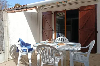 Image de Maison avec Piscine pour 4 Ă Notre-Dame-de-Monts