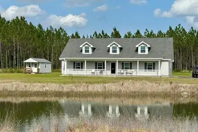 Image de Modern Farmhouse w Pickleball