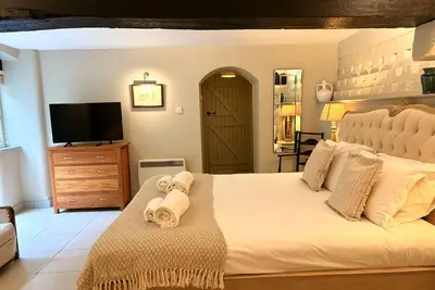Image de Melstock - Stunning Courtyard Cottage