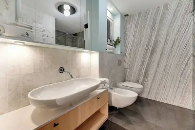 Image de Lion Apartments - Premium Apartment in Old Town Marina View