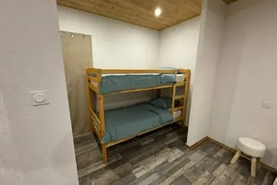 Image de Gîte cosy avec vue reposante et barbecue extérieur