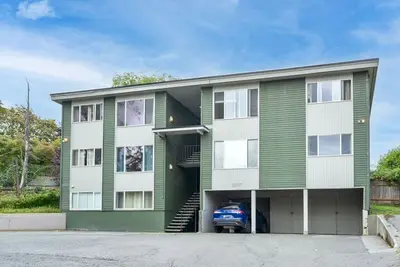 Bd 37 5-Apt Complex (7b5b) Near Airport