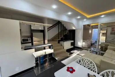 Image de 326 · 2br Townhouse, 2 Bath, Tv, Backyard