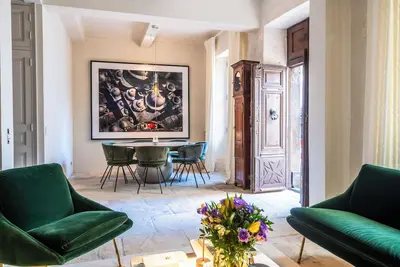 Image de Luxueuse maison bourgeoise 5* au coeur du village de Saint-Rémy-de-Provence