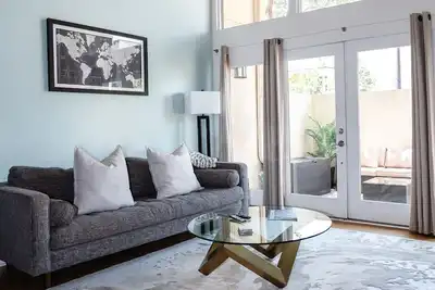 Image de Historic District, Walkable w/Free Parking & Patio