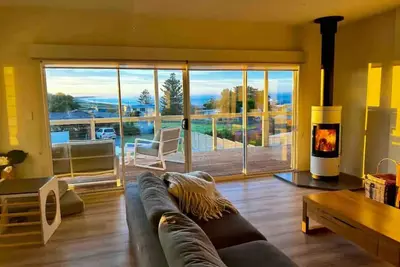 Image de Cozy Beach House - Ocean Views
