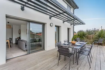 Image de Bel appartement lumineux avec jardin au cœur de Chiberta