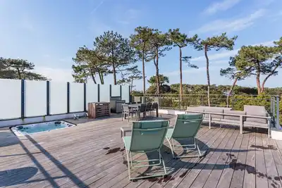 Image de Bel appartement lumineux avec rooftop et jacuzzi