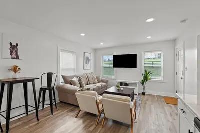 Image de Elkhorn Cottage - Peaceful Creekside Stay