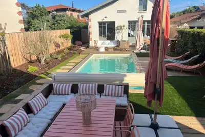 Image de Villas \"Couleurs Bassin\" à 50 m de la plage. 6 chambres - 11 lits - 6 sdb.
