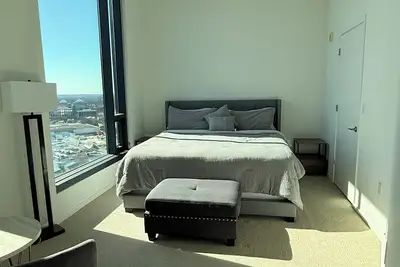 Image de Unique Stay: Inside Tysons Mall + Metro