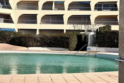 Image de Studio Les Jardins du Port  Port Camargue, avec piscine à 2 pas de la plage
