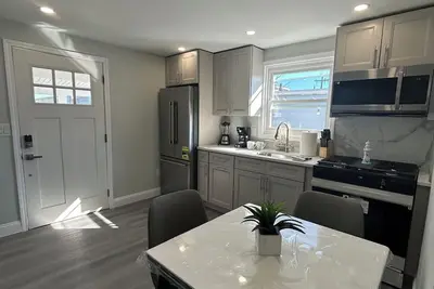 Image de New re-Model fantastic 1-Bedroom NorthEnd Beach Block