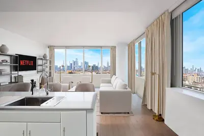 Image de Ultra Luxury Apt - Panoramic Nyc View - Minutes to City