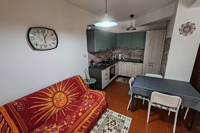 Mountain house with fireplace and garden. Close to downtown. Ideal for families.