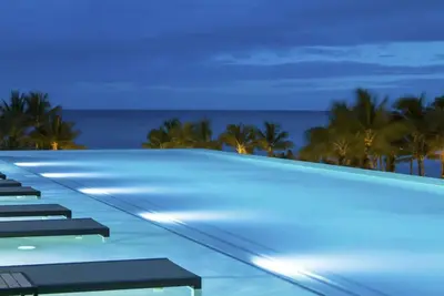 Image de Two Family Escape Room with Outdoor Pool and Direct Beach Access