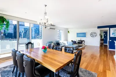 Image de Views for Days - Luxe 4br Stay with Pool & Hot Tub