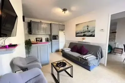 Image de Ferienwohnung 6 Betten im Zentrum des Grau du roi