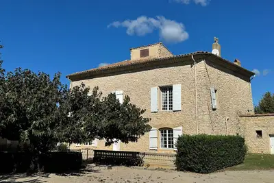 Image de Domaine Régine, bastide du Xv siècle pour 10 personnes au cœur de la Provence